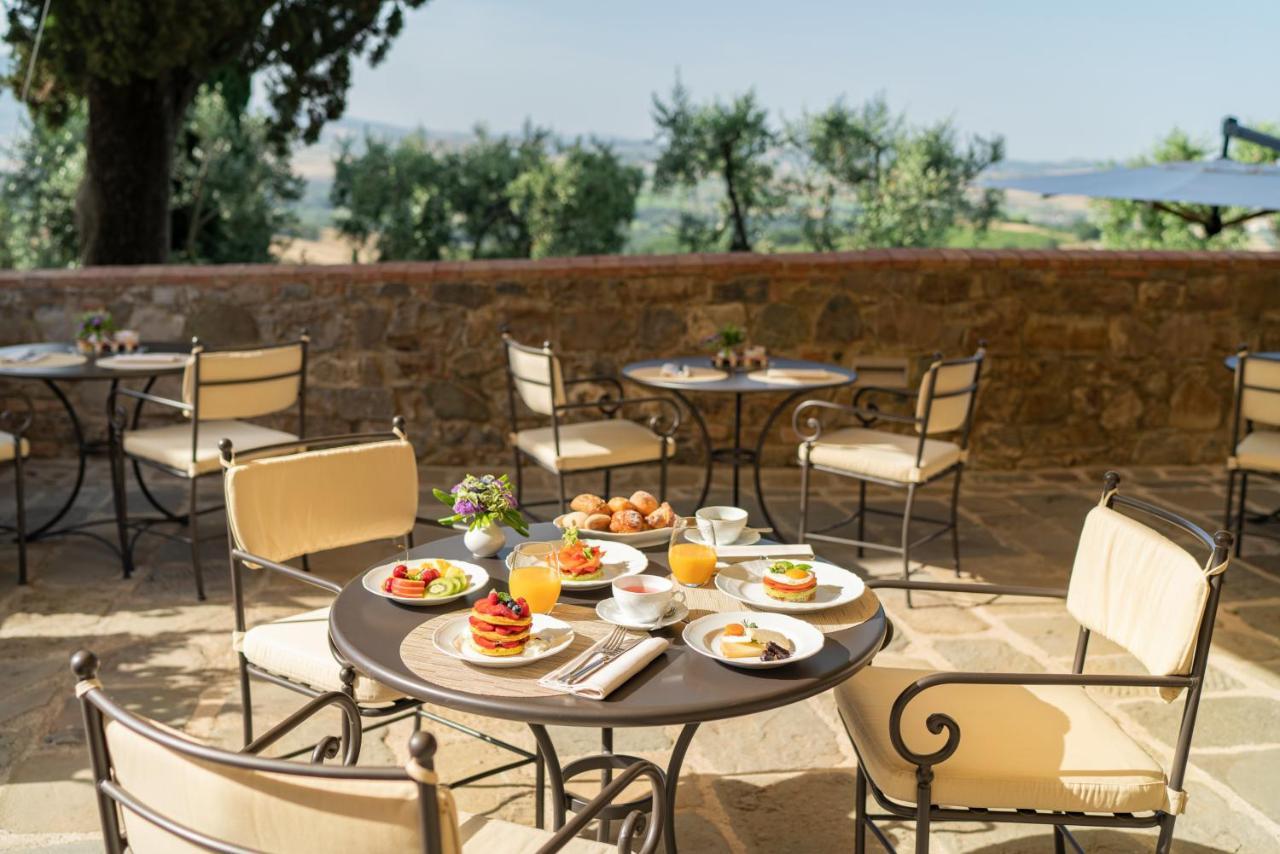 Castello Banfi - Il Borgo "Relais & Chateaux" Poggio alle Mura Extérieur photo