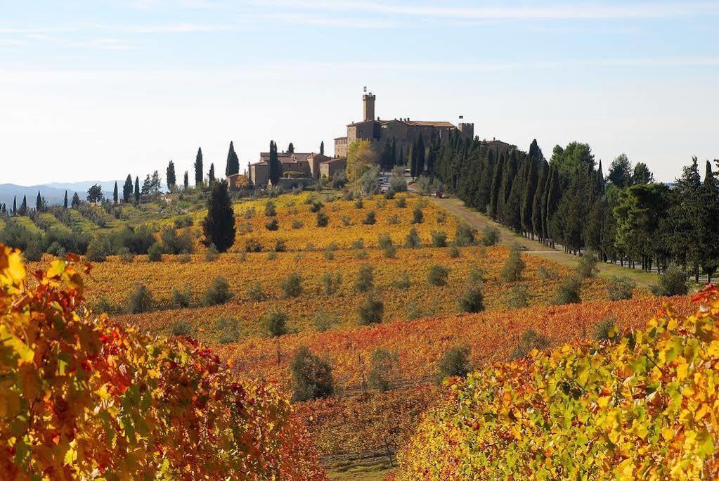 Castello Banfi - Il Borgo "Relais & Chateaux" Poggio alle Mura Extérieur photo