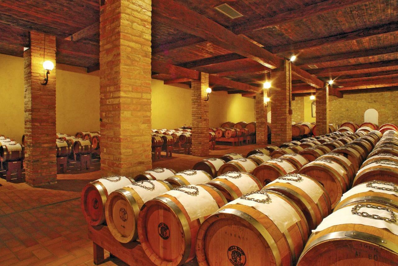 Castello Banfi - Il Borgo "Relais & Chateaux" Poggio alle Mura Extérieur photo